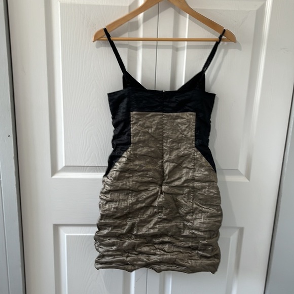 BCBG maxazaria dress - Picture 3 of 10